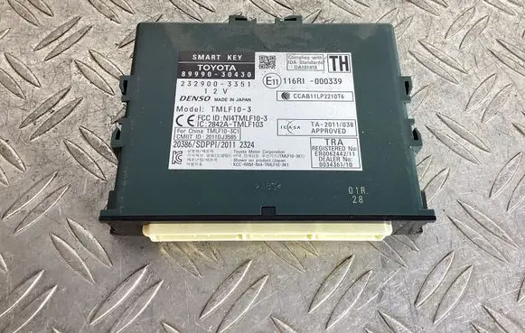 Lexus GS 250 350 300H 450H Keyless (KESSY) go control unit/module 8999030430 2329003351