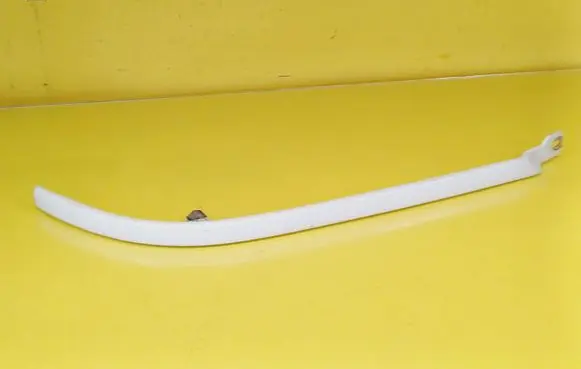 Under headlight/headlamp trim