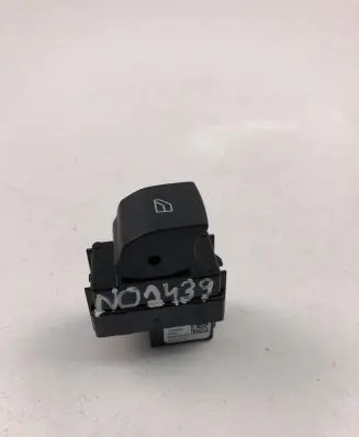 Volvo XC40 Electric window control switch 31456060
