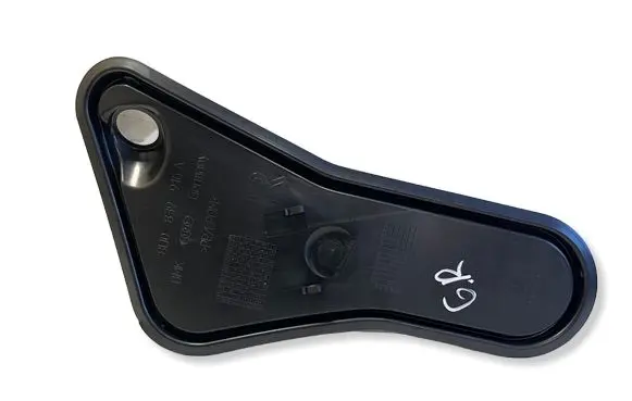 Audi Q3 8U Other rear door trim element 8U0839916A