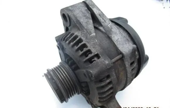 Toyota RAV 4 (XA20) Generator/alternator 2706027040 1042103051