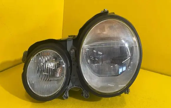 Mercedes-Benz E W210 Headlight/headlamp A2108204161