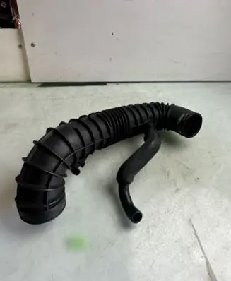 Mercedes-Benz Vito Viano W639 Air intake hose/pipe A6395281182 44619225119