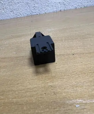Volkswagen Golf VI Other relay NVF42CZ30A D9904