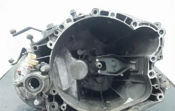Peugeot 206 CC Manual 5 speed gearbox 20DM16