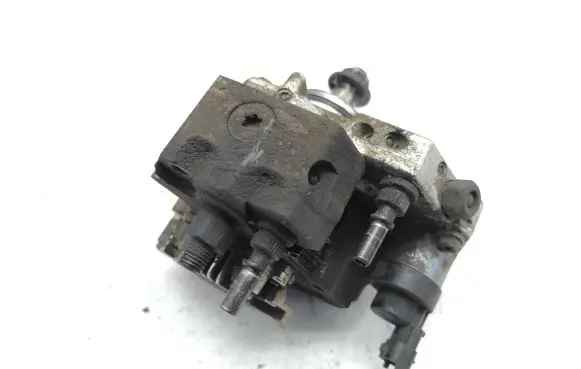 Renault Avantime Fuel injection high pressure pump 8200041766 0445010033 8200170377