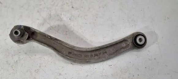 Mercedes-Benz C W205 Rear control arm 20407 A20407