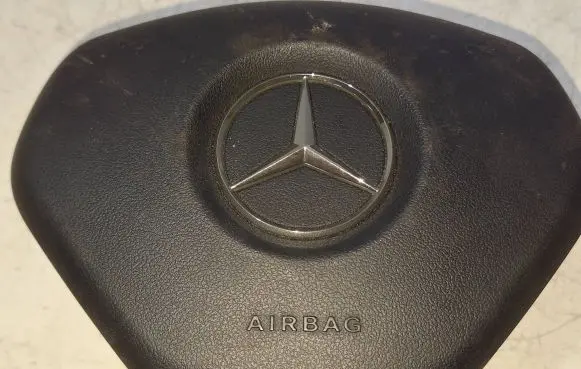 Mercedes-Benz GLA W156 Steering wheel airbag 308190395162 SA16242890064 2014BA2V11172