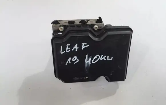 Nissan Leaf II (ZE1) ABS Pump 476605SH5C