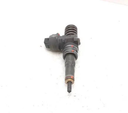 Volkswagen Caddy Fuel injector 038130073BN