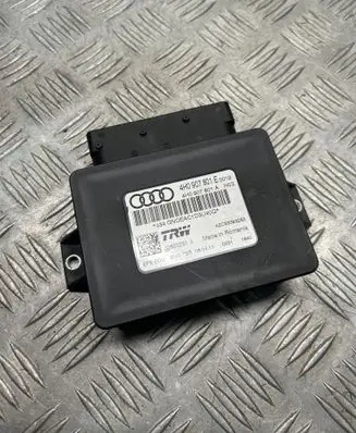 Audi A7 S7 4G Hand brake control module 4H0907801E 4H0907801A
