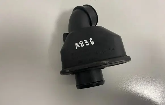 Mercedes-Benz E W210 Intake resonator A6110981207 054504