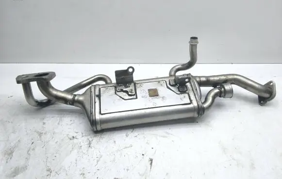 Mercedes-Benz E A207 EGR valve cooler A6421401175