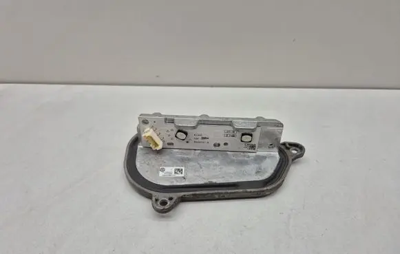 Volkswagen PASSAT B8 LED ballast control module 3G0998477A A181000294552