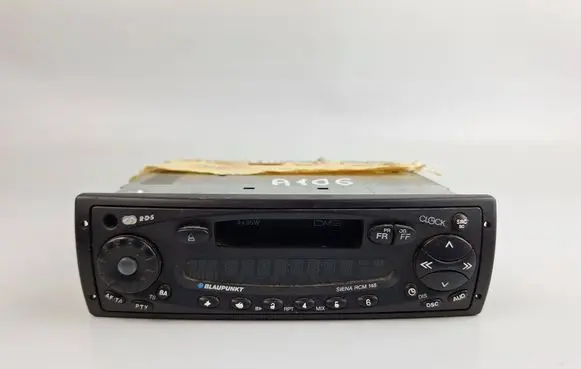 Volkswagen Golf III Radio/CD/DVD/GPS head unit RCM148 7648513510