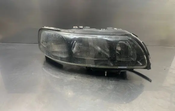 Volvo S60 Headlight/headlamp 9151852 89005621