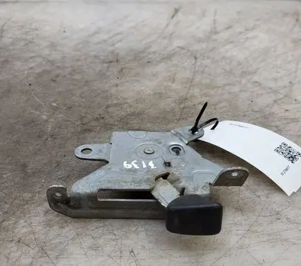 Citroen C-Crosser Tailgate release/open handle