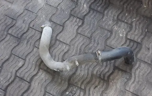 Nissan X-Trail T31 Intercooler hose/pipe NOCODE