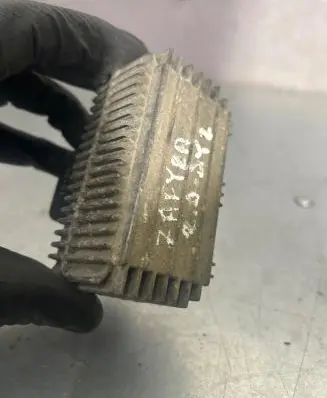 Glow plug pre-heat relay