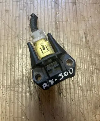 Lexus RX 300 Airbag deployment crash/impact sensor 8917345050