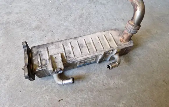 Toyota Hilux (AN10, AN20, AN30) EGR valve cooler 2560130080