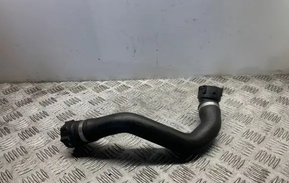 BMW 4 F32 F33 Engine coolant pipe/hose 7596838
