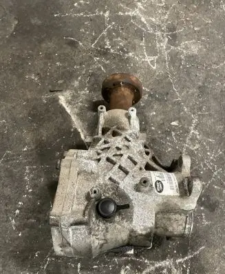 Jaguar F-Pace Gearbox transfer box case EJ327L486AC