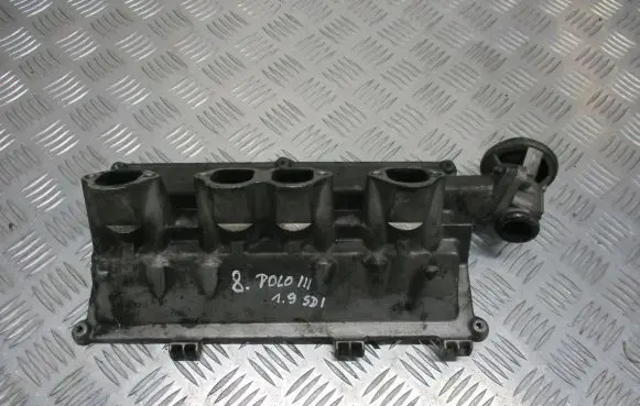Volkswagen Polo III 6N 6N2 6NF Rocker cam cover 