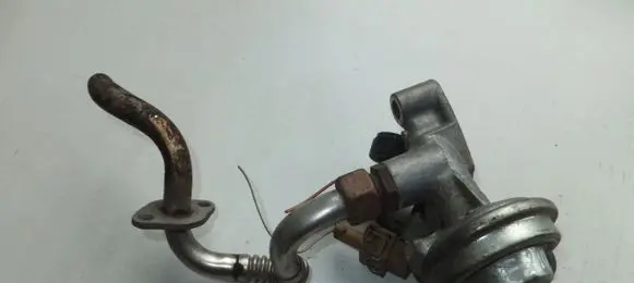 Mercedes-Benz E W210 EGR valve 1121400060 72213600