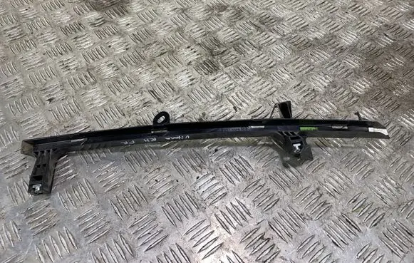 Suzuki Vitara (LY) Front door windshield rail 8173154P0