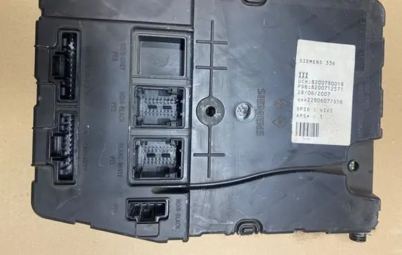 Renault Megane II Comfort/convenience module 8200780018 8200712571