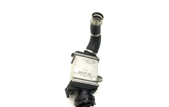 BMW 7 G11 G12 Intercooler radiator 8619391