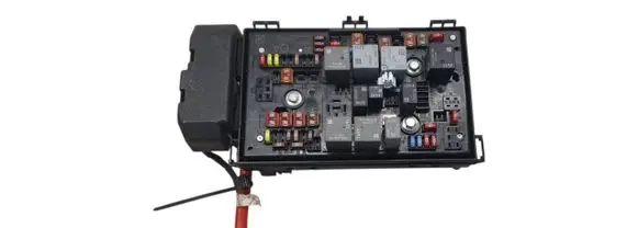 Opel Astra J Fuse box set 13302309 1110008AA