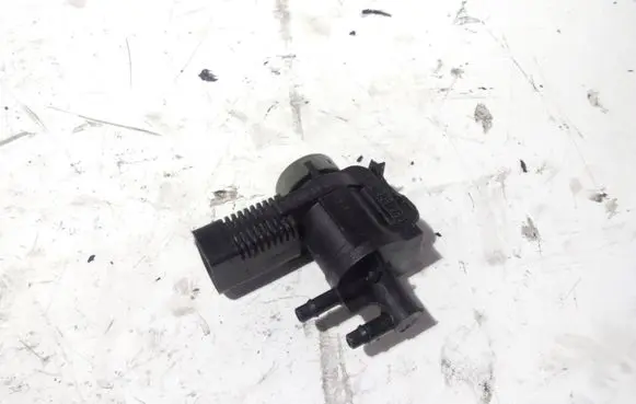 Audi A4 S4 B7 8E 8H Turbo solenoid valve 1J0906283C