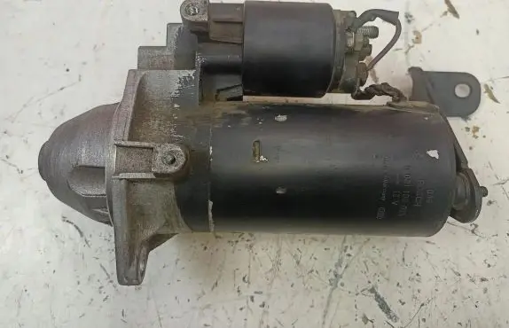 Opel Zafira A Starter motor 0001109015
