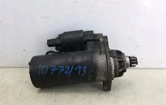 Volkswagen Golf IV Starter motor 02M911023A