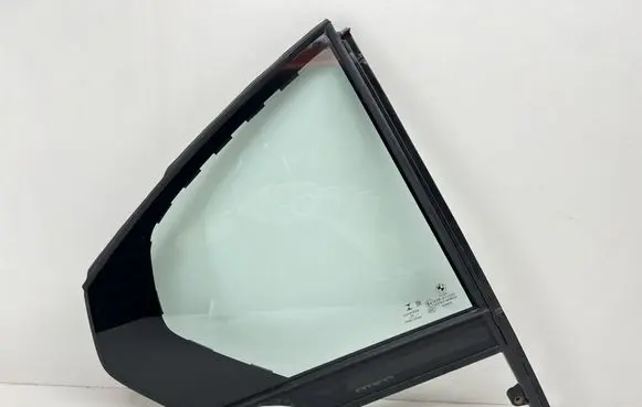 BMW M3 G80 Rear vent window glass 7956344