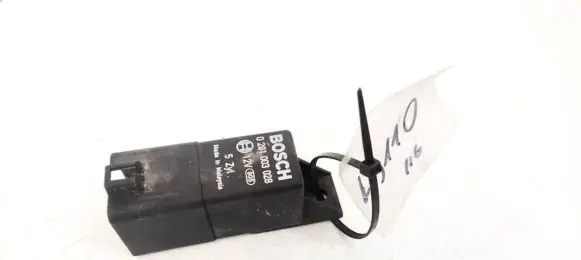 Volkswagen Crafter Glow plug pre-heat relay 0281003028