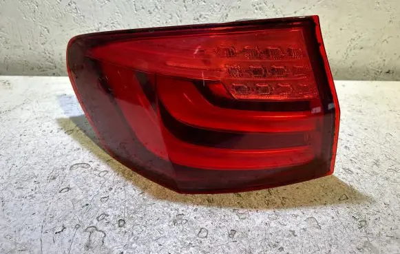 BMW 5 F10 F11 Rear/tail lights 89505492 027122010G 7203233