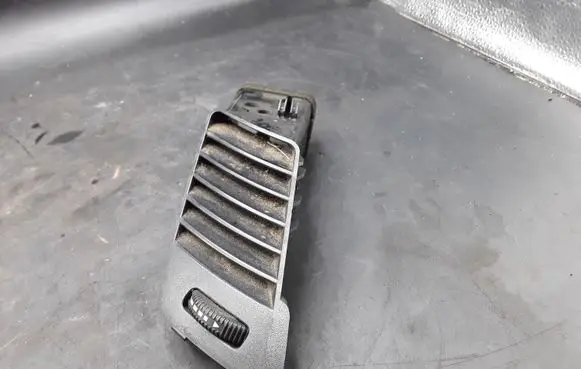Volkswagen Crafter Dash center air vent grill A9068300254