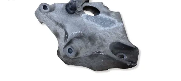 BMW X1 E84 Engine mounting bracket 6777061