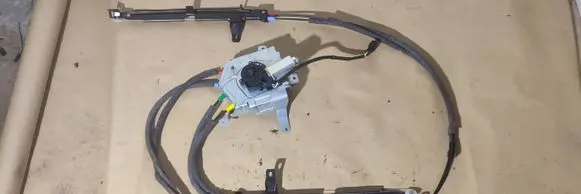 BMW 5 F10 F11 Curtain motor 7232773