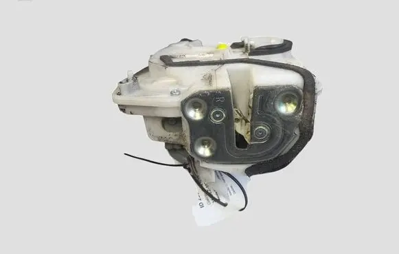 Mazda 6 Rear door lock F96G01R1
