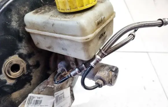 Master brake cylinder