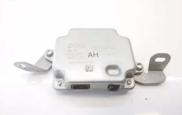 Toyota bZ4X Other control units/modules 8647042030