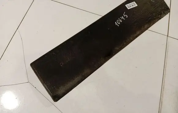 Peugeot Boxer Front door trim (molding) 1304012070