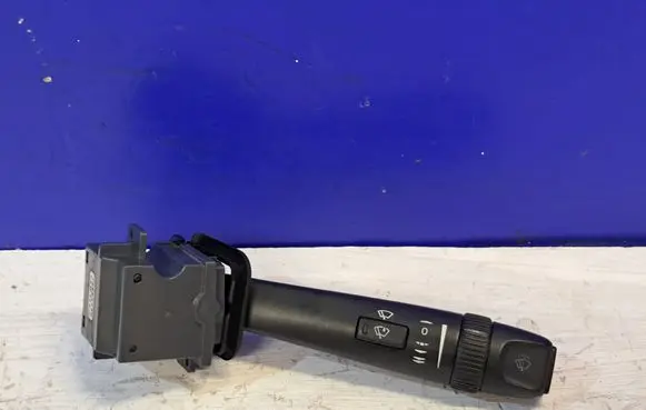 Volvo S80 Wiper control stalk 30669740 31268568