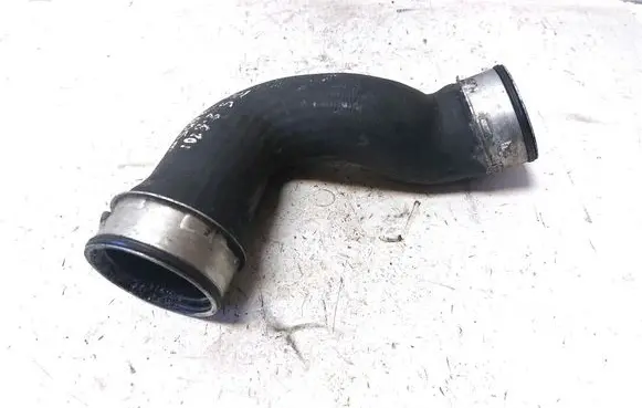 Volkswagen Transporter - Caravelle T5 Intercooler hose/pipe 7H0145980