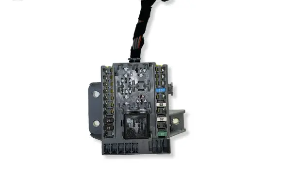 Alfa Romeo 159 Fuse module 50507676