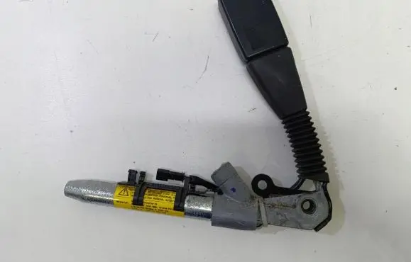 BMW X5 E70 Front seatbelt 3055372